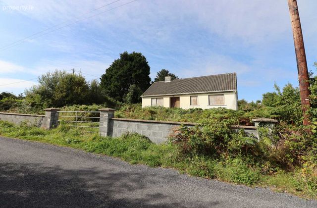 Aille Phreachain, Furbo, Co. Galway - Click to view photos