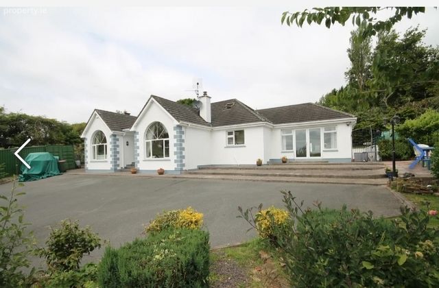 Vesca Lodge, Strawberry Hill, Monkstown, Co. Cork - Click to view photos
