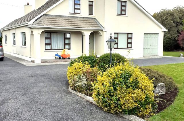 Shanbally, Craughwell, Co. Galway - Click to view photos