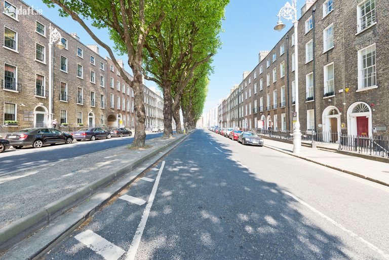 Lower Baggot Street, Dublin 2 - Click to view photos