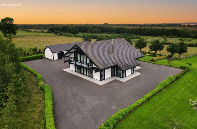 Monaghanstown, Castletown-Geoghegan, Co. Westmeath - Click to view photos
