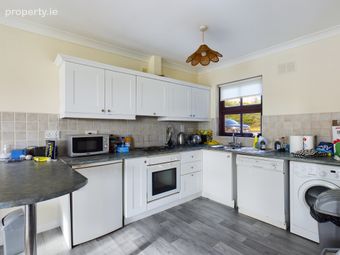 22 Pebble Lawn, Pebble Beach, Tramore, Co. Waterford - Image 3