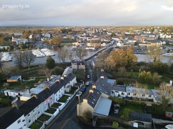 4 Shannon View, Cortober, Carrick-on-Shannon, Co. Leitrim - Image 2