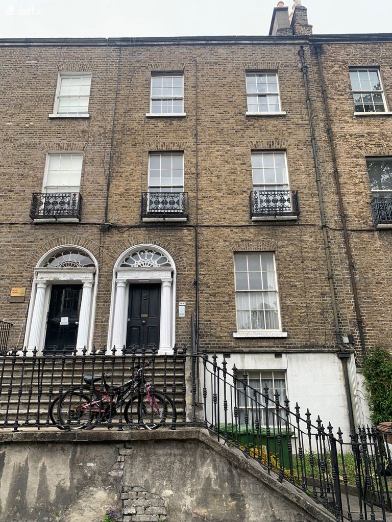 104 Pembroke Road, Ballsbridge, Dublin 4 - Click to view photos
