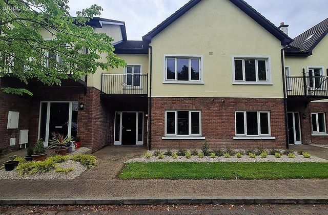 3 Pipers Court, Mullingar, Co. Westmeath - Click to view photos