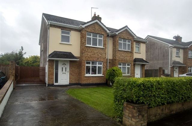 57 Abbeylands, Mullingar, Co. Westmeath - Click to view photos