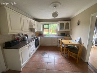 84 Meadow View, Drogheda, Co. Louth - Image 5