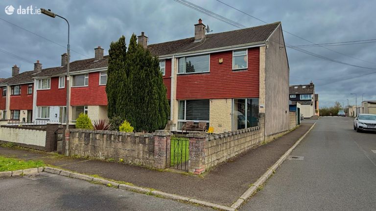 39 Shannon Banks, Corbally, Co. Limerick - Click to view photos