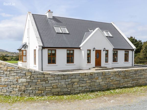 Ref. 1011623 Kevin's House, No.1 The Valley, Dugor, Achill, Co. Mayo