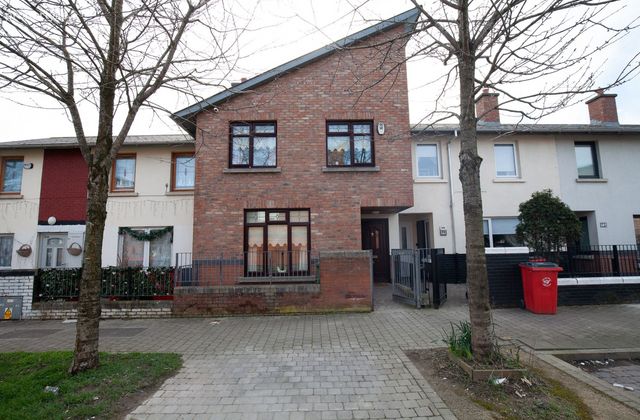 70 Forestwood Avenue, Santry Avenue, Santry, Dublin 9 - Click to view photos