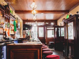 Portleys Bar, 1 Broad St., Limerick City, Co. Limerick - Image 2