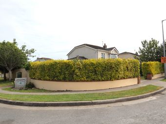39 The Maples, Narroways, Bettystown, Co. Meath - Image 2