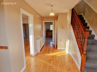 47 The Oaks, Rathnew, Co. Wicklow - Image 2