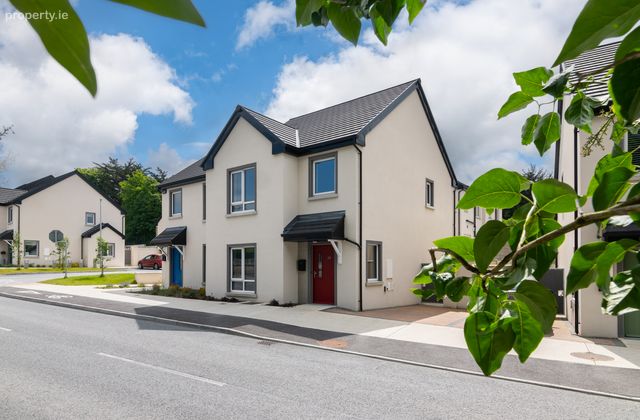 20 Bower Hill, Lower Road, Athlone, Co. Westmeath - Click to view photos