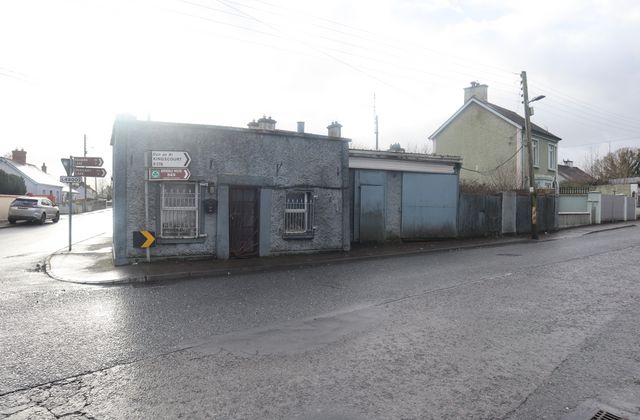 1 Kingscourt Road, Carrickmacross, Co. Monaghan - Click to view photos