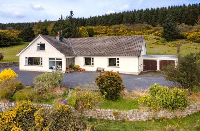 Airfield House Curtlestown, Enniskerry - Click to view photos