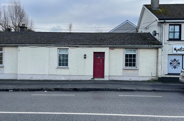 Bridge House, 2 Mountrath Road, Portlaoise, Co. Laois - Click to view photos