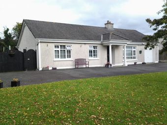 8 The Hollows, Lugduff, Tinahely, Co. Wicklow