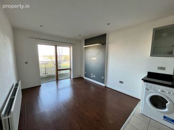 Apartment 13, Oak House, Dublin 18 - Image 5
