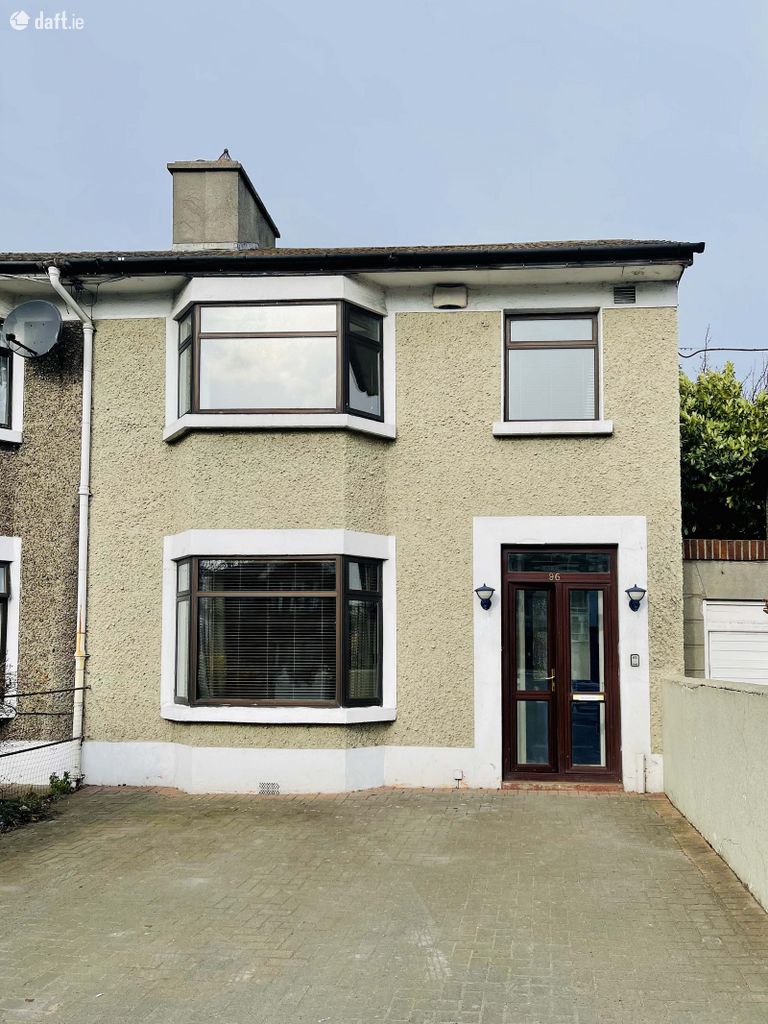 96 Tyrconnell Road, Inchicore, Dublin 8 - Click to view photos