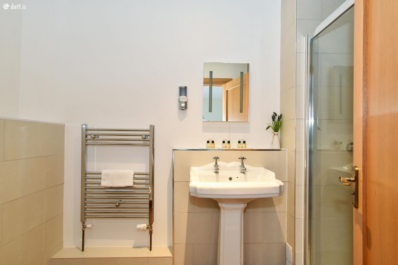 Padraicins, Furbo, Co. Galway Commercial lettings Furbo, Co. Galway