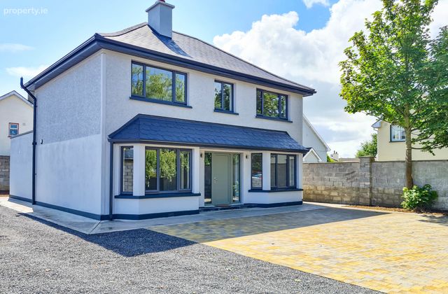 Keakil, Stradavoher, Thurles, Co. Tipperary - Click to view photos