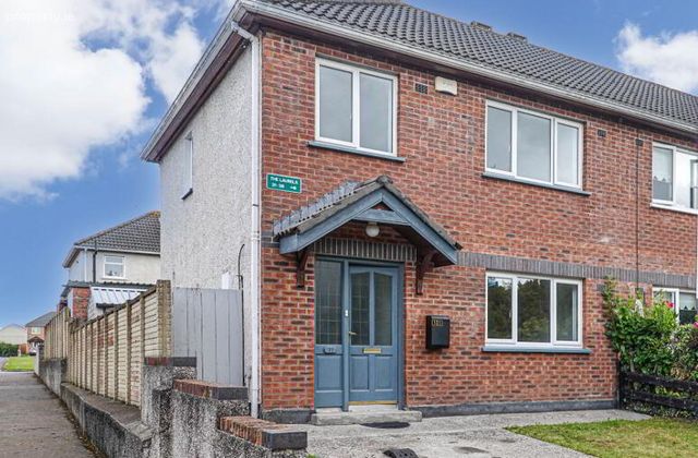 31 The Laurels, Tullow Road, Carlow Town, Co. Carlow - Click to view photos