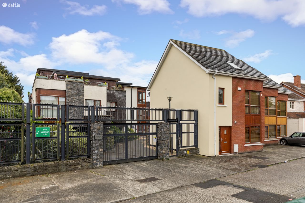 Horan Estates - St. Canice's Square, Finglas, Dublin 11