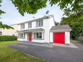 12 Greenhills View, The Pines, Ballinasloe, Co. Galway