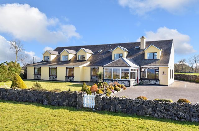 Corrib Wave Guest House &amp; Angling Centre, Portacarron, Oughterard, Co. Galway - Click to view photos