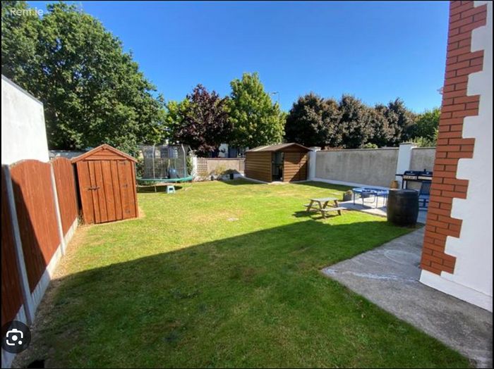 27 The Fairways, Little Island, Cork, Glounthaune, Co. Cork Shared