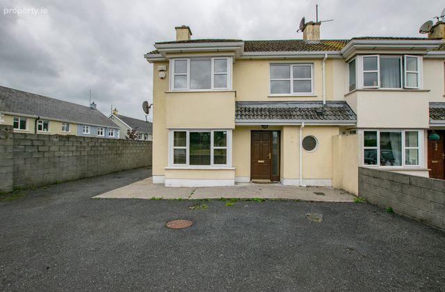 34 Cloverwell, Edgeworthstown, Co. Longford - Click to view photos