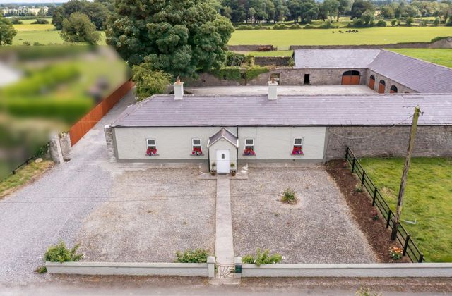Cloneral, Daingean, Co. Offaly - Click to view photos