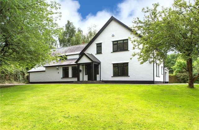 Caoindruim, Russian Village, Kilquade, Co. Wicklow - Click to view photos