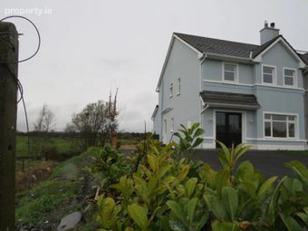 52, West View, Cloonfad, Co. Roscommon