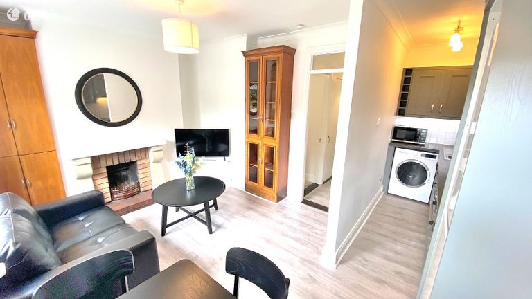 Apartment 30, Tir Connell Grove, Dublin 8 - Click to view photos