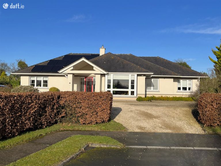 4 Carrighill Lower, Kilcullen, Co. Kildare - Click to view photos