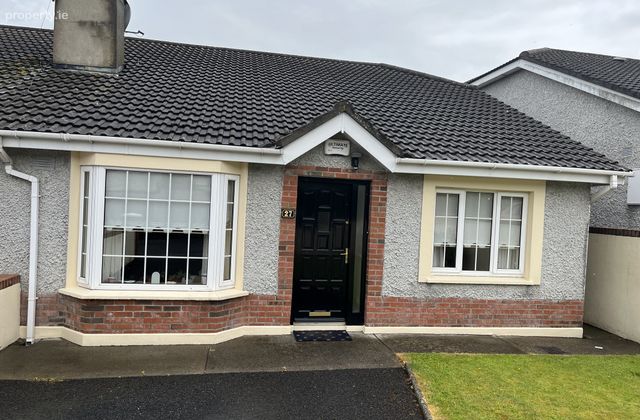 27 Rathgory, Ardee, Co. Louth - Click to view photos