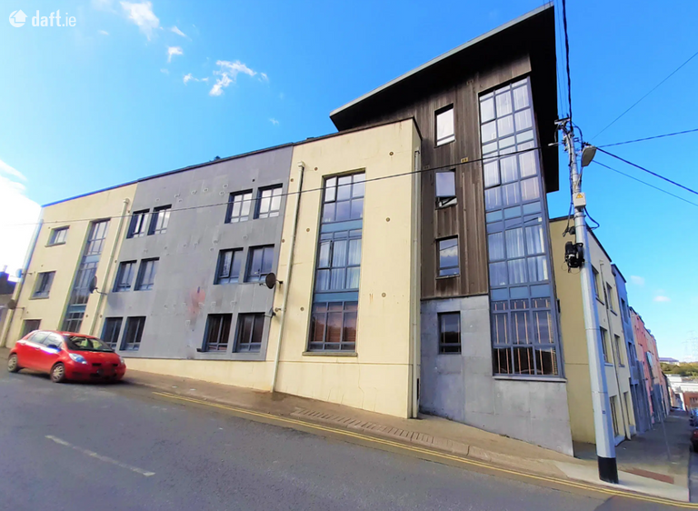 Apartment 2, Patricks Square, Waterford City, Co. Waterford - Click to view photos