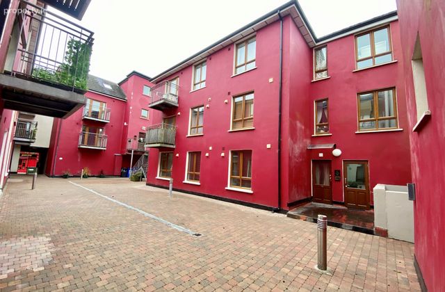 Apartment 14 The County, Bridge Street, Carrick-on-Shannon, Co. Leitrim - Click to view photos