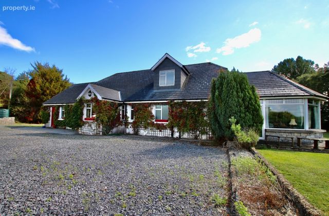 Pollagh, Newtowncashel, Co. Longford - Click to view photos