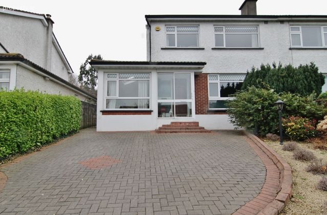 82 Applewood Heights, Greystones, Co. Wicklow - Click to view photos