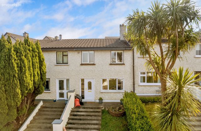2 Lakeview Crescent, Wicklow Town, Co. Wicklow - Click to view photos
