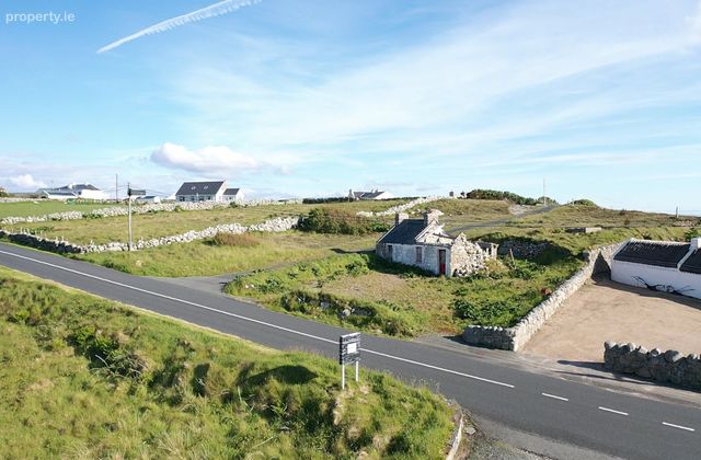 Brinaleck, Derrybeg, Co. Donegal - Click to view photos