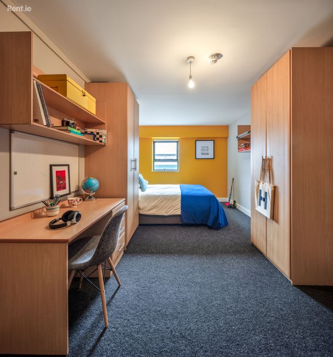 Steelworks Double Room, Copley Street, Ballintemple, Cork City, Cork, Cork City Centre, Co. Cork