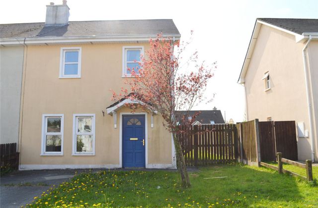 13 New Line Close, Mountrath, Co. Laois, Tullamore, Co. Offaly - Click to view photos