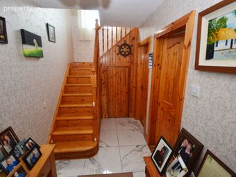387 Coneyburrow Estate, Lifford, Co. Donegal - Image 2