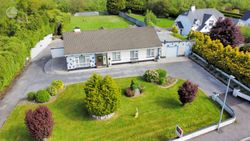 Clareview,Ballybeg,Clarecastle,Ennis,Co. Clare, Ennis, Co. Clare - Detached house