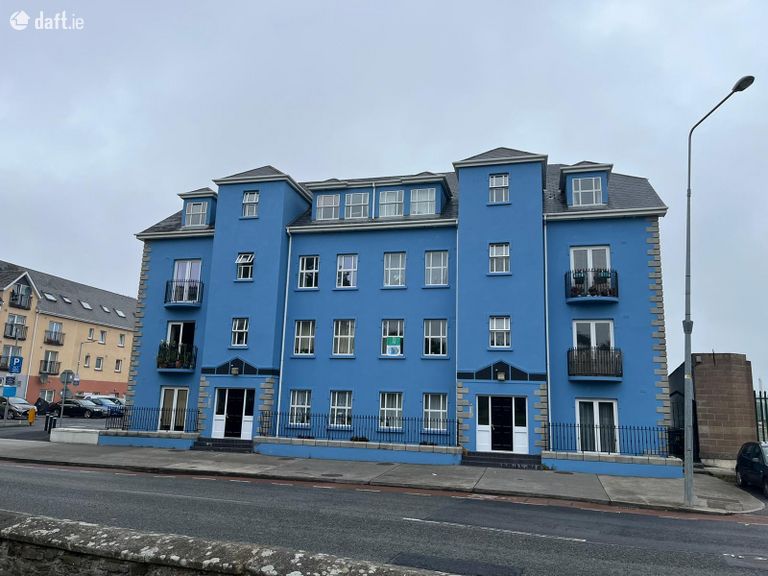 Apartment 10, Woodpark, Waterford City, Co. Waterford - Click to view photos