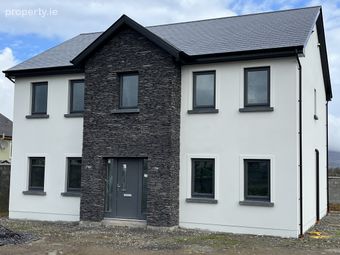 60 Ballyoughtragh Heights, Milltown, Co. Kerry
